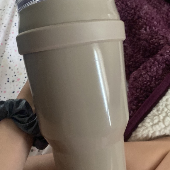 It’s is amazing for drinking out of - Picture 2 of 3